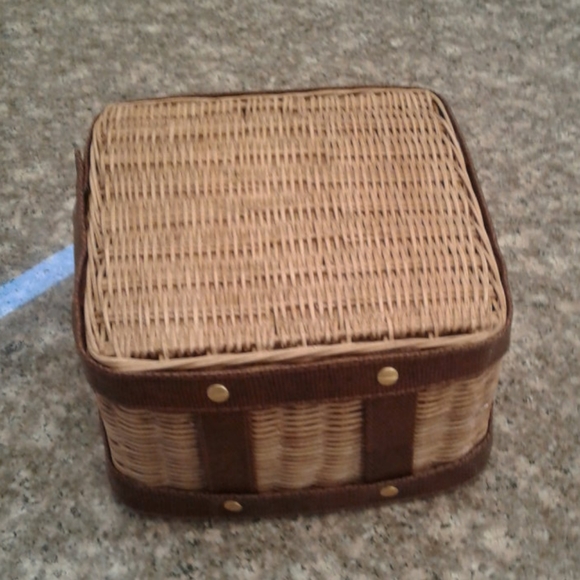 Square basket - Picture 2 of 3